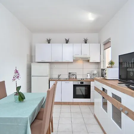 Apartments Milka 2074 Porec Exterior photo