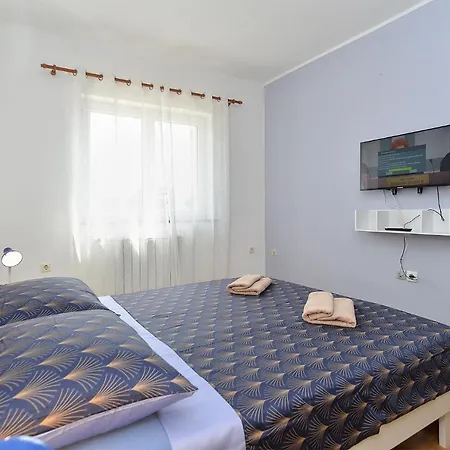 Apartments Milka 2074 Porec Exterior photo