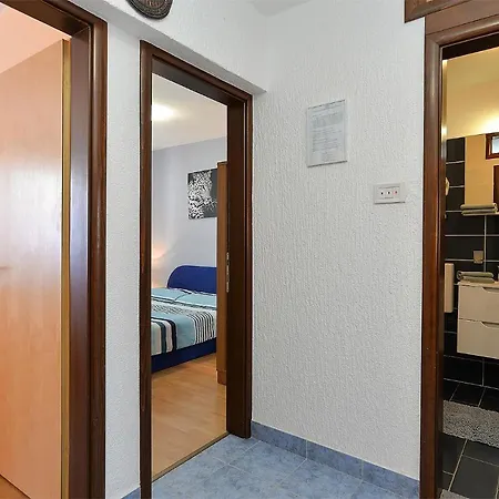 Apartments Milka 2074 Porec Exterior photo