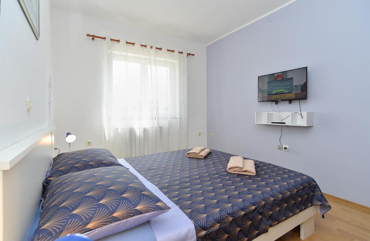 Milka 2074 * Porec