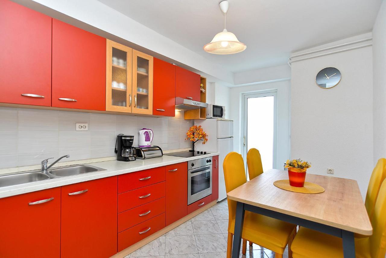 Apartment Milka 2074 Porec